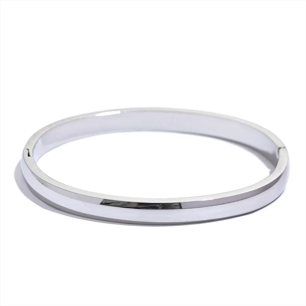 Minimalist, Gold Plain Bangle.