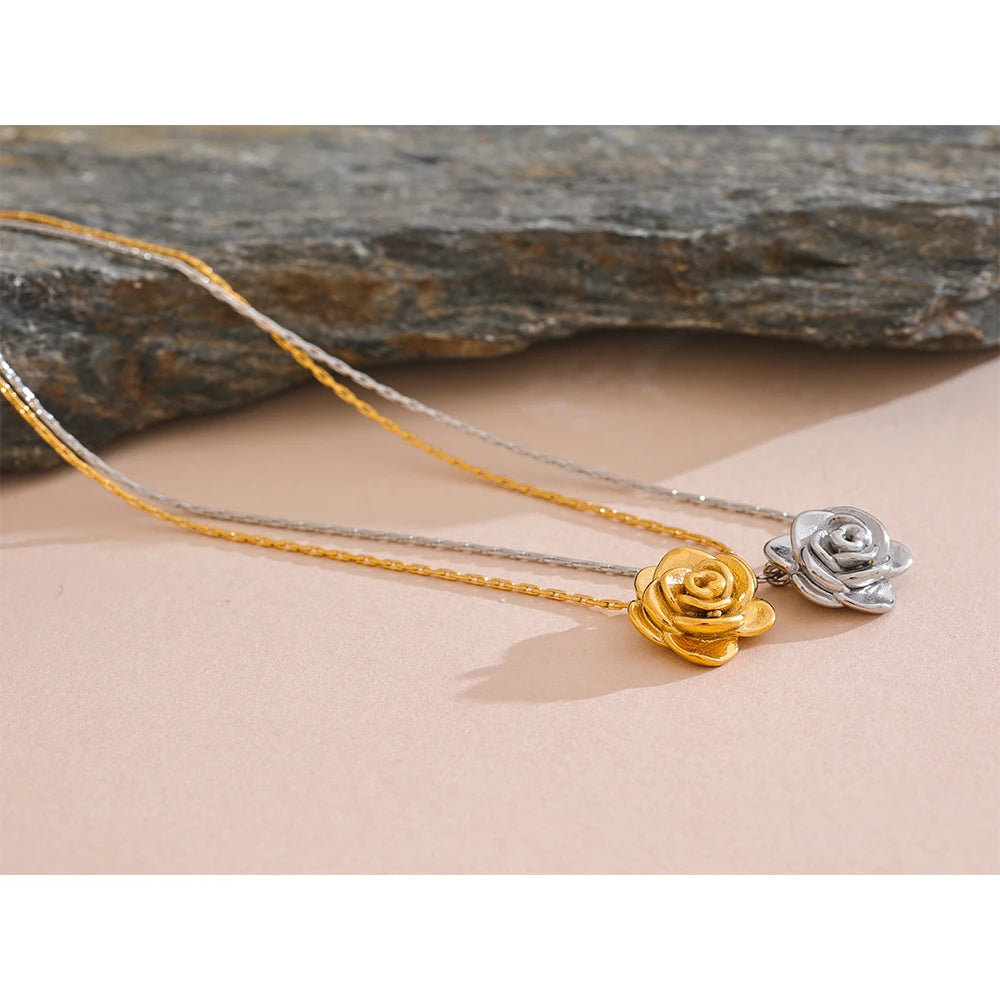 Romantic Rose Pendant Necklace