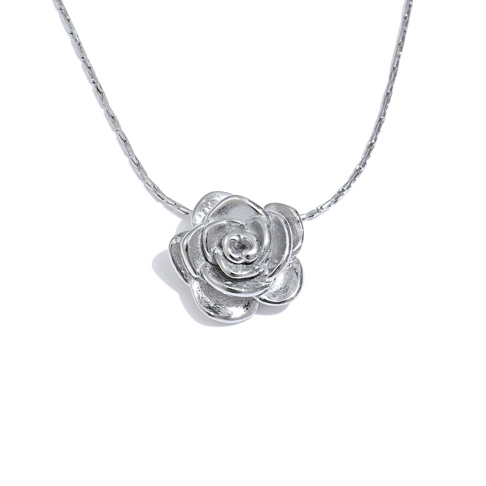 Romantic Rose Pendant Necklace