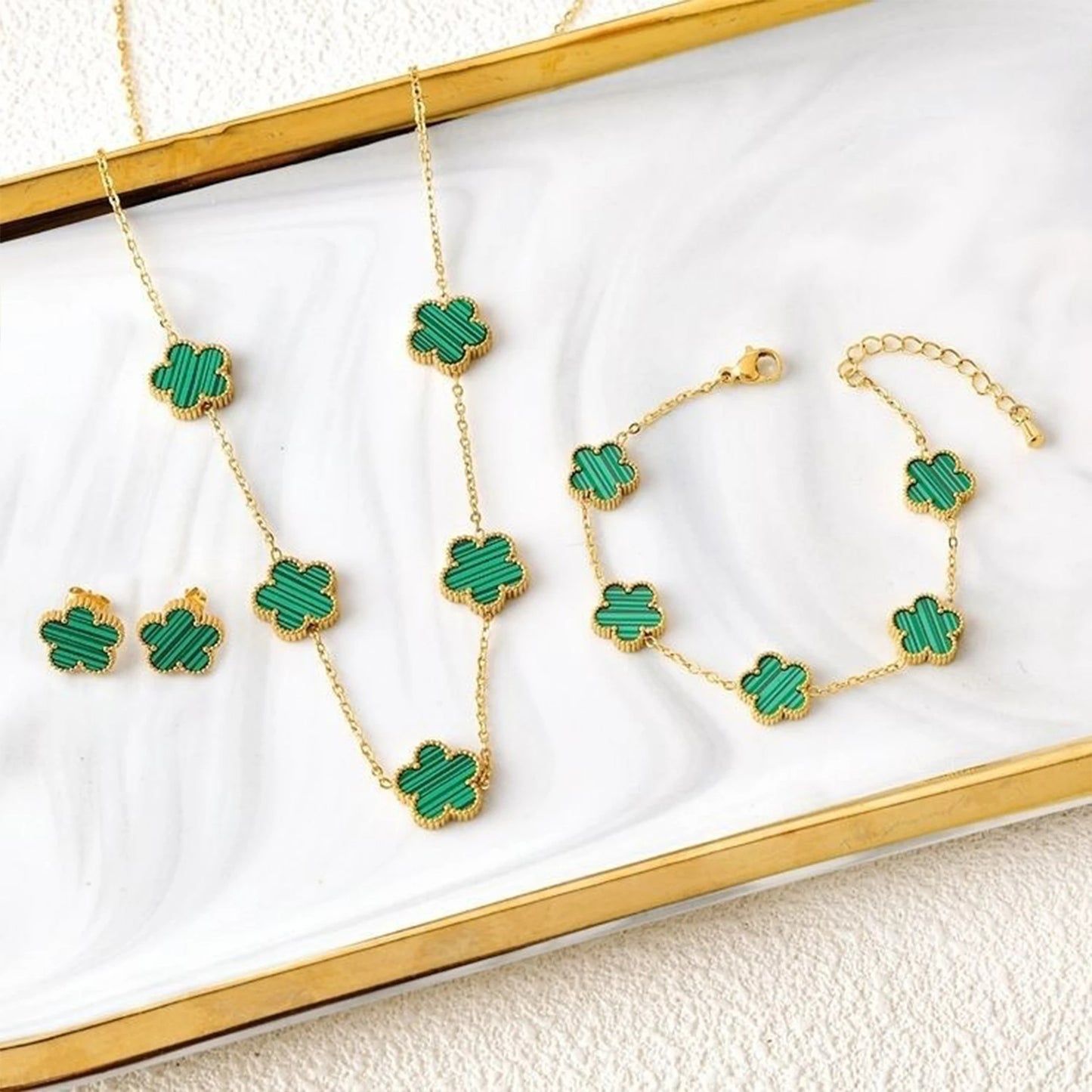 Clover Jewellery Set, Timeless Elegance